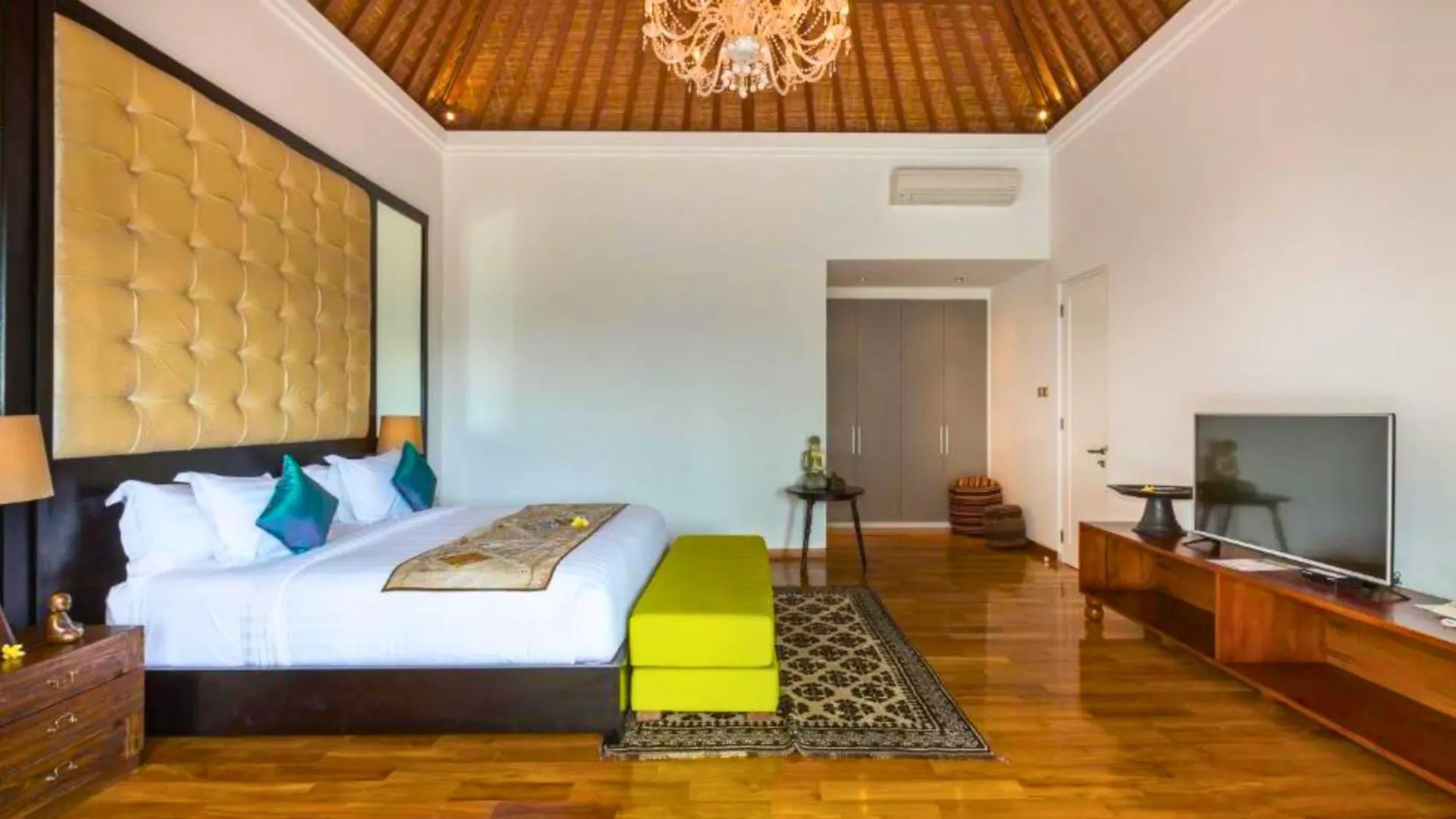 Janardana 4 Bedroom Private Pool Villa Zn157 Canggu  0*, Canggu (Bali)